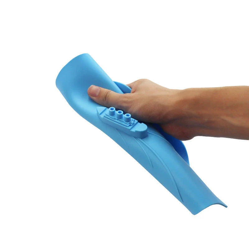 Versatile Silicone Pot Lid - Innovative Kitchen Accessory with Steam Release Ports