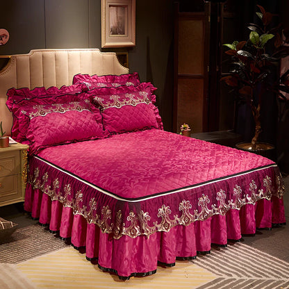 Camel detachable skirt-style non-slip bed cover, 150x200cm size, dustproof polyester with zip skirt and optional pillowcases