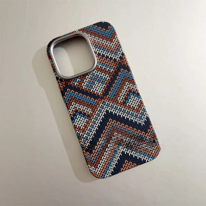 Kevlar skin feeling hard PC phone case with micro relief and magnetic suction for iPhone 12-15 Pro Max.