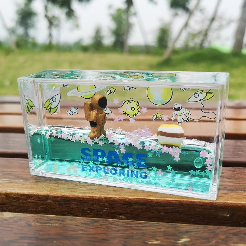 Creative liquid quicksand floating astronaut ornament for home decoration