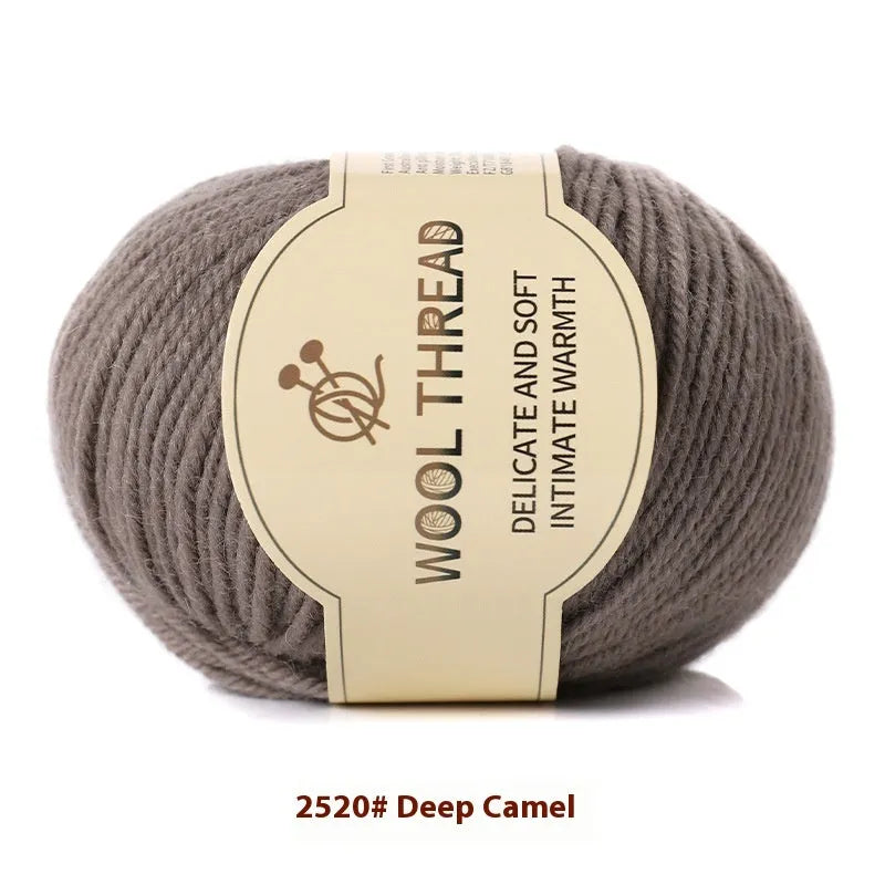 Hand-woven scarf sweater thread roll in domestic wool yarn for baby knitting projects with 10-needle compatibility