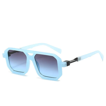 Retro double beam pilot sunglasses with metal alloy frame and polarised lenses in black with double grey piece