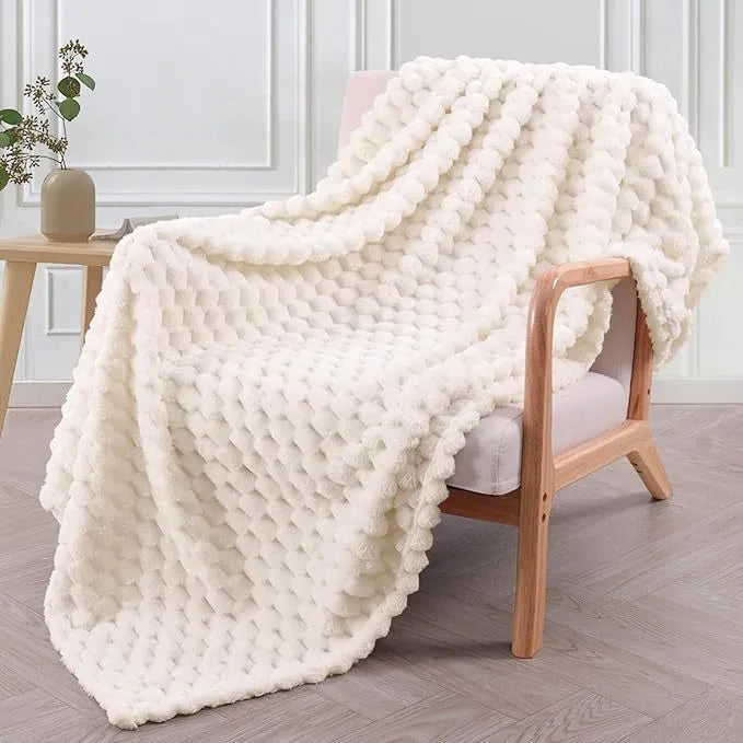 Children's soft plaid blanket in polyester fabric showing colour and size options