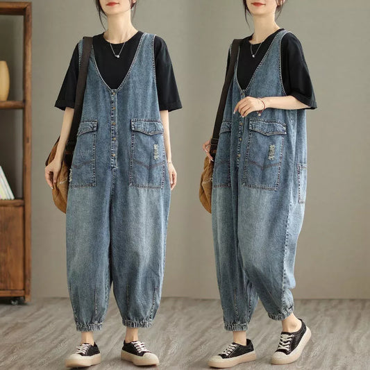 Women's denim tank top jumpsuit with Hong Kong breeze style and ninth pants feature