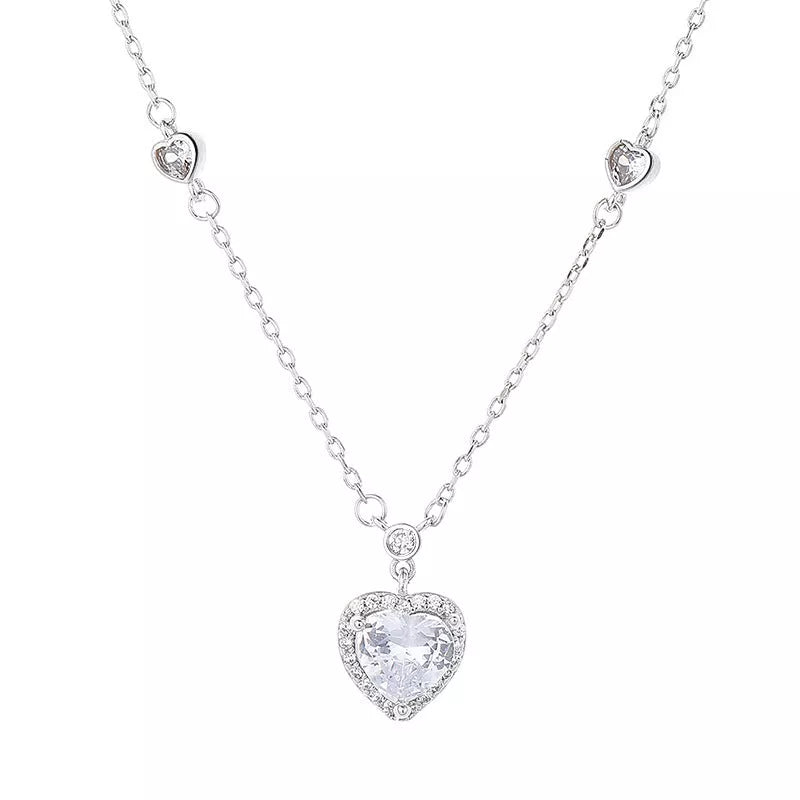 Women's fashion heart-shaped copper clavicle chain necklace in silver and gold