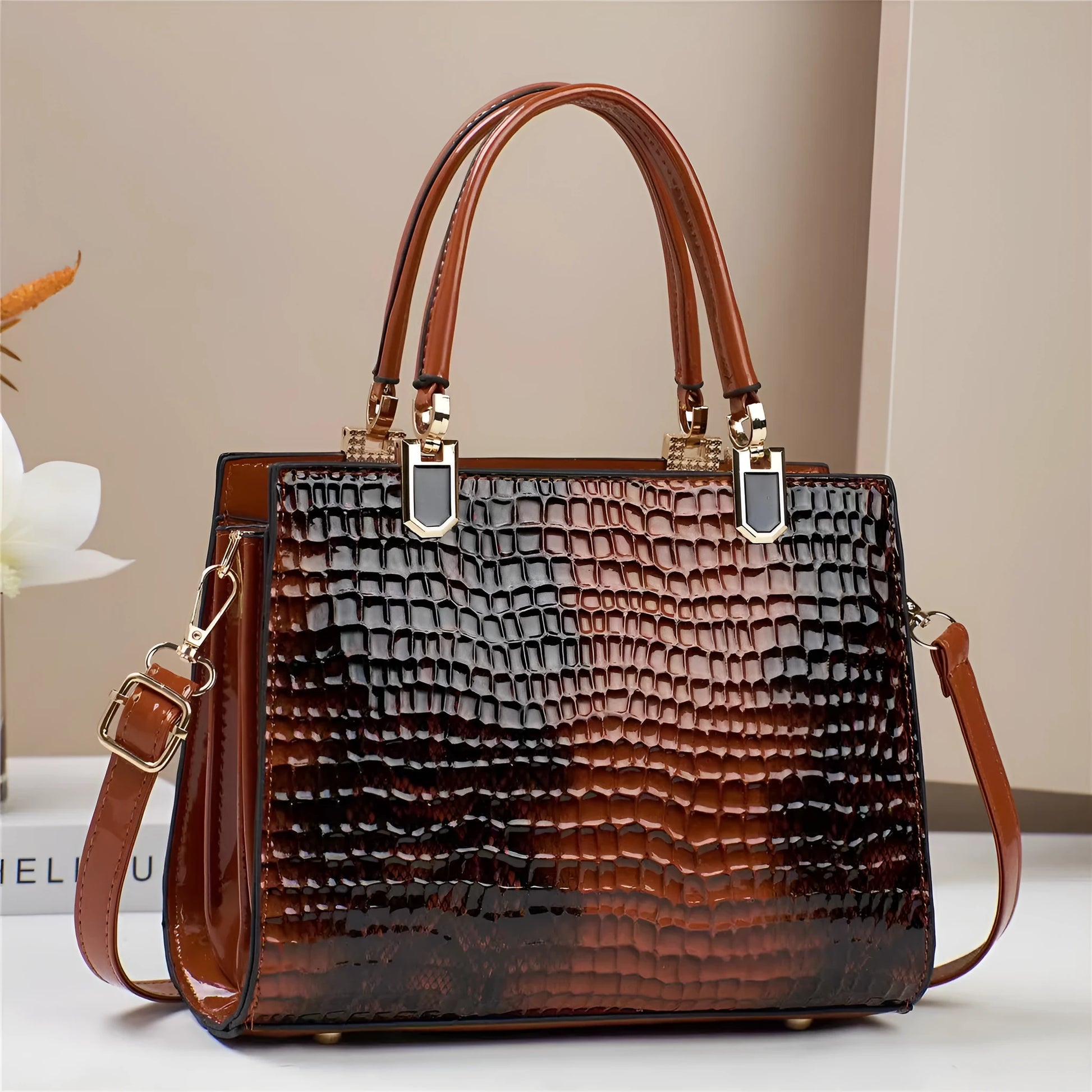 Women's large capacity one shoulder mum bag in horizontal square shape with zipper compartments