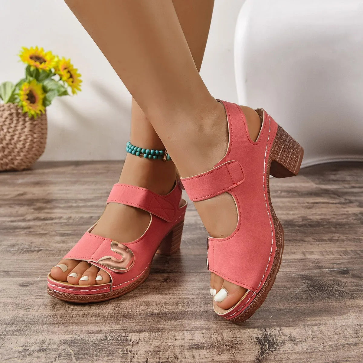 European and American style Velcro sandals in light brown with round toe and rubber sole.