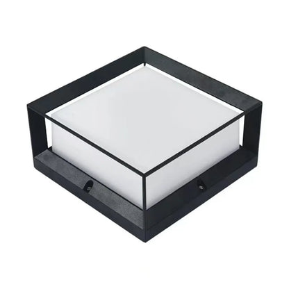 Aluminium outdoor solar column light for garden or pathway with IP54 rating.