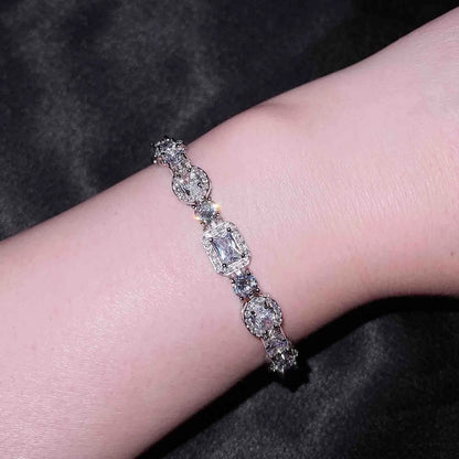 Women's geometric S925 sterling silver-plated bracelet with zircon stones and adjustable 16+3cm length