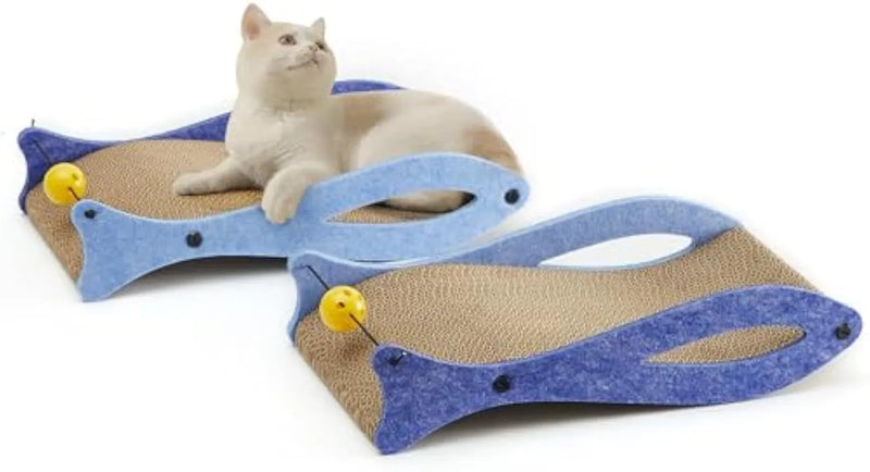 Fish-shaped cat scratcher with 9mm thick felt and 1.38-inch corrugated cardboard, providing a durable 46x25x10cm lounge area to protect furniture from claw damage and reduce scratching