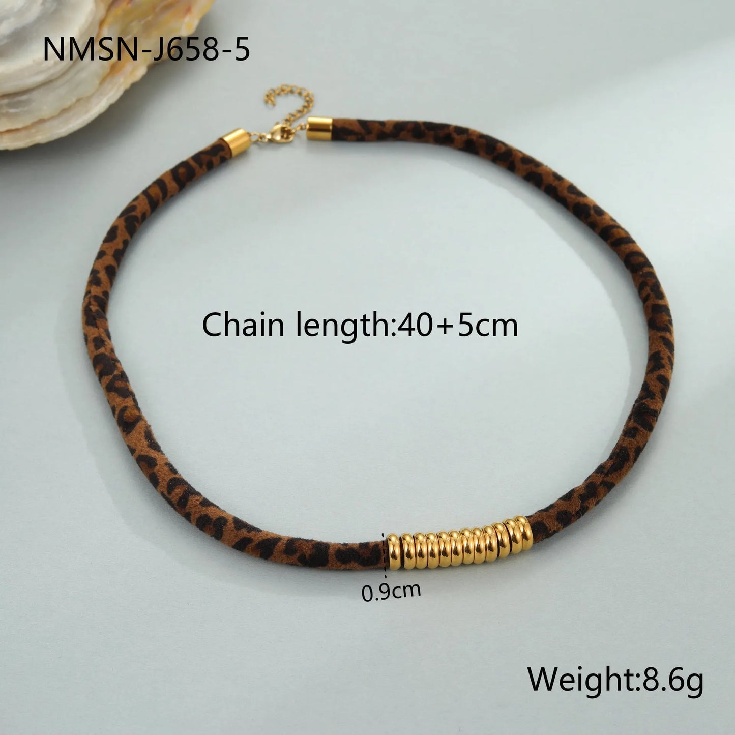 Women's stainless steel necklace with geometric leopard pendant and gold electroplated chain