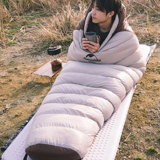 Mummy-style goose down sleeping bag with storage bag, available in 12 specifications from 350g to 1090g fill weight