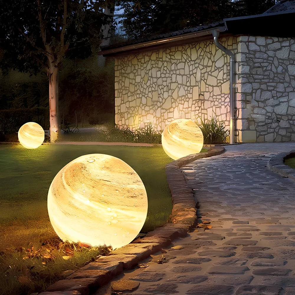 Solar-powered garden lamp in coffee colour with die-cast aluminium and crystal construction, 30cm height