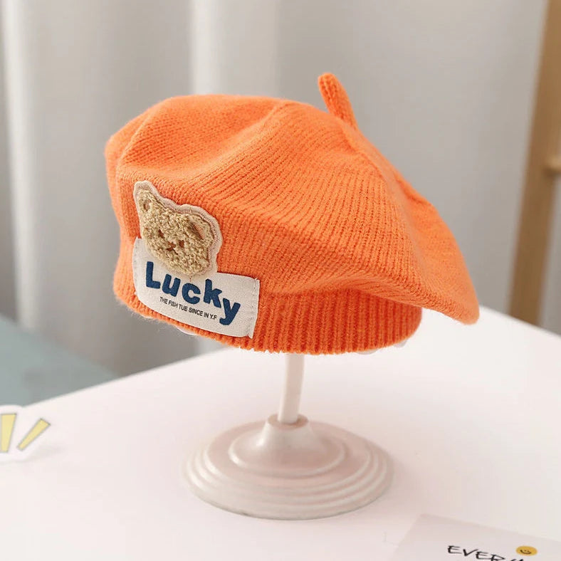 Children's knitted beret in acrylic fabric for winter, sized 45-52cm head circumference
