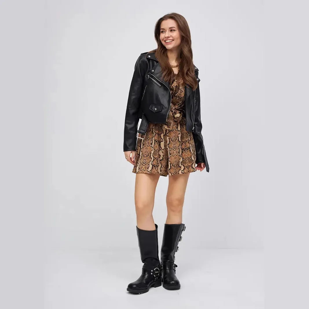 Black women's retro locomotive jacket in imitation leather with regular sleeves