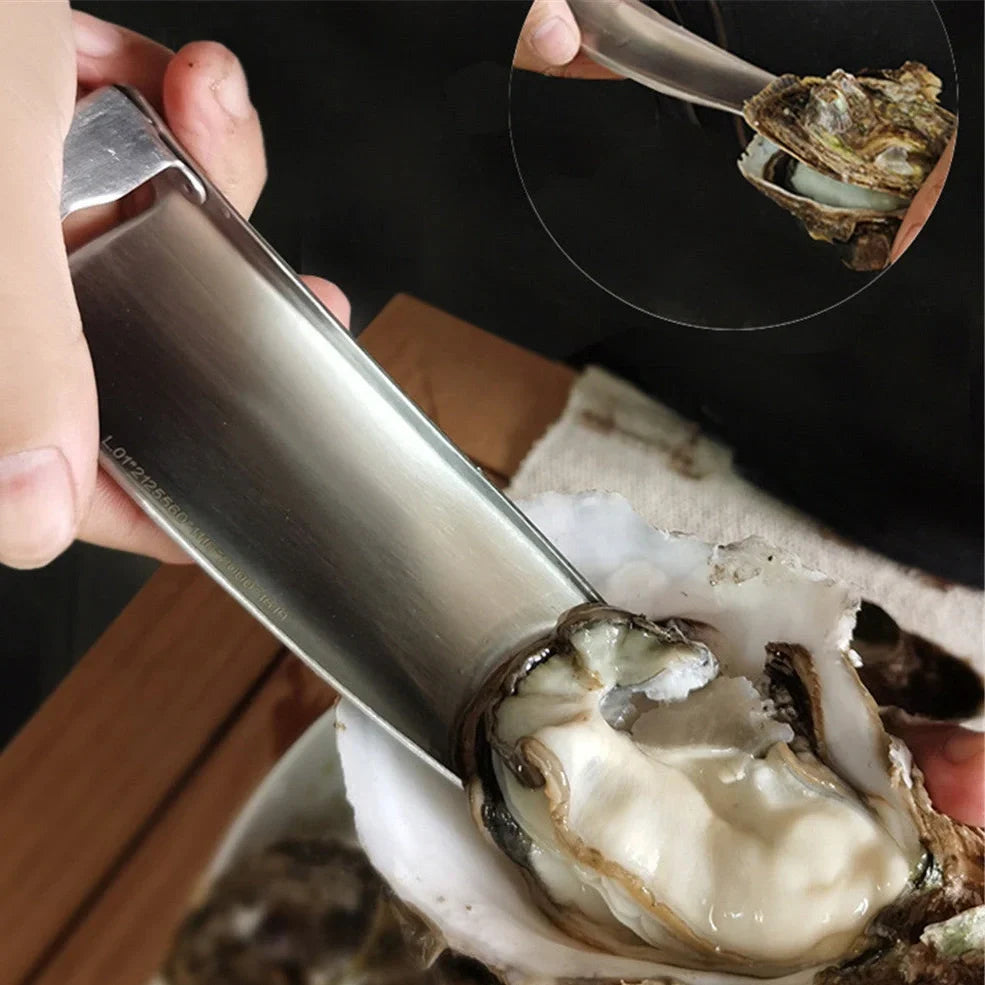 304 stainless steel vegetable peeler with safety lock and anti-slip handle for kitchen use