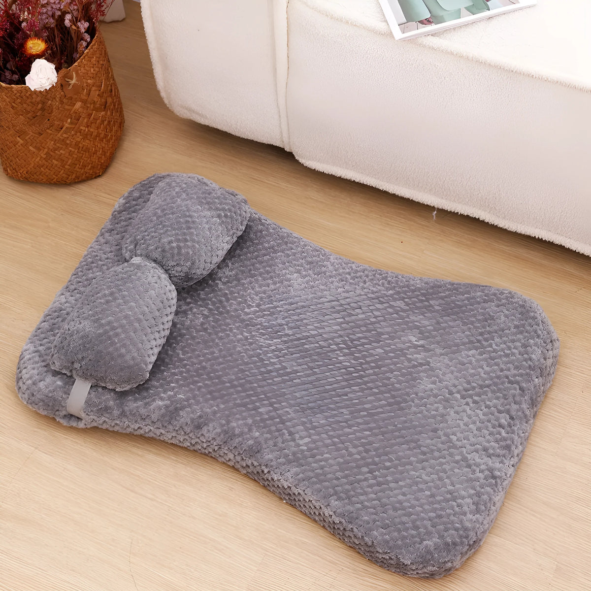 Soft plush pet bed mat with pillow in grey, khaki, or pink, sizes S to XL from 40x30x6cm to 100x60x8cm