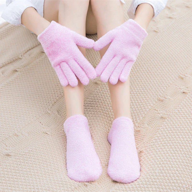 Premium moisturizing spa gloves and socks with vitamin E and essential oils to soften and rejuvenate dry, cracked skin on hands and feet