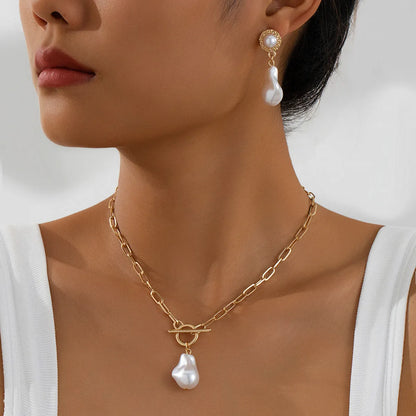 Gold-plated baroque pearl necklace and ear stud set for women with iron construction