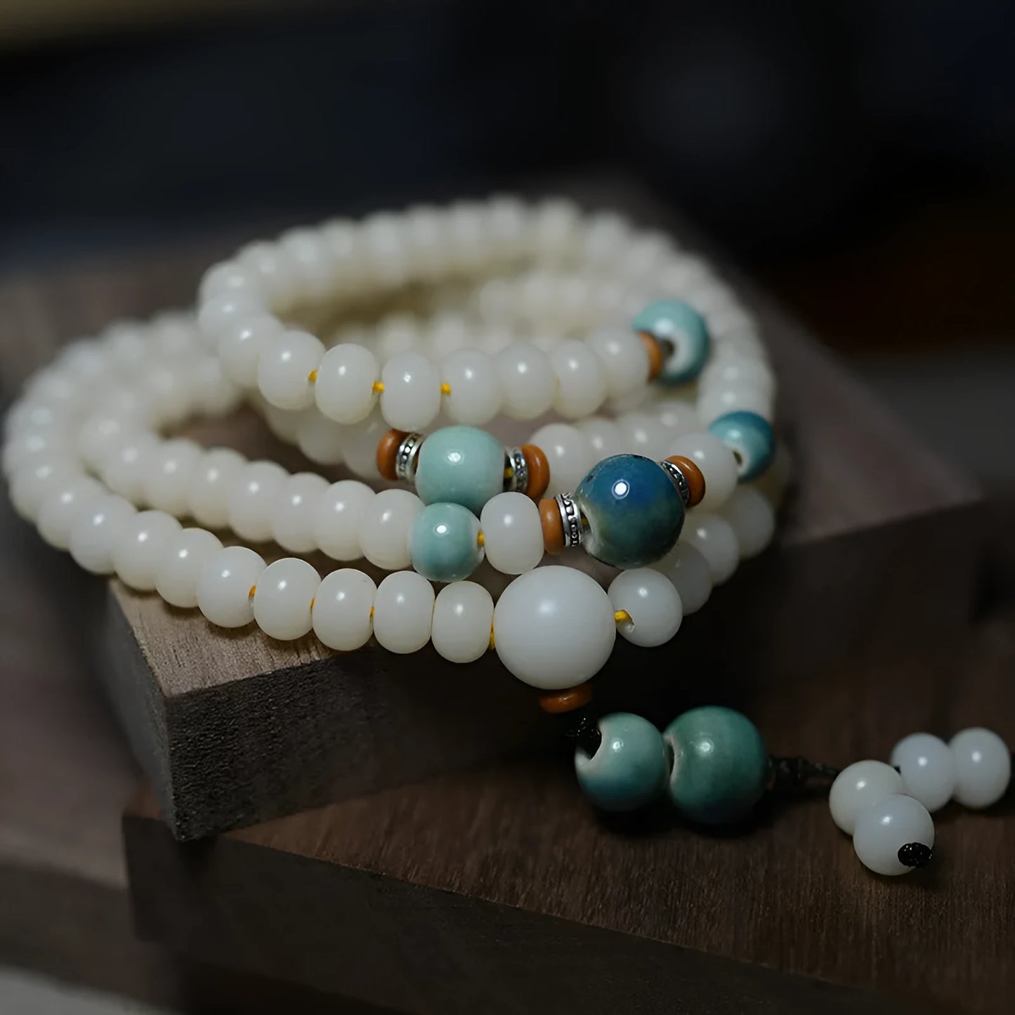 White jade bodhi seed bracelet with 108 flat round oblate beads