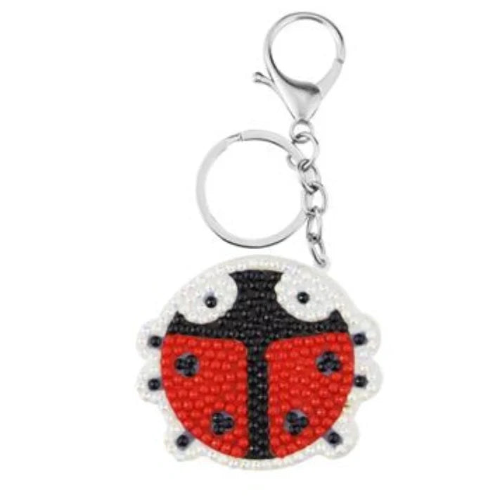 Animal diamond painting keychain with vibrant designs for keys or bags