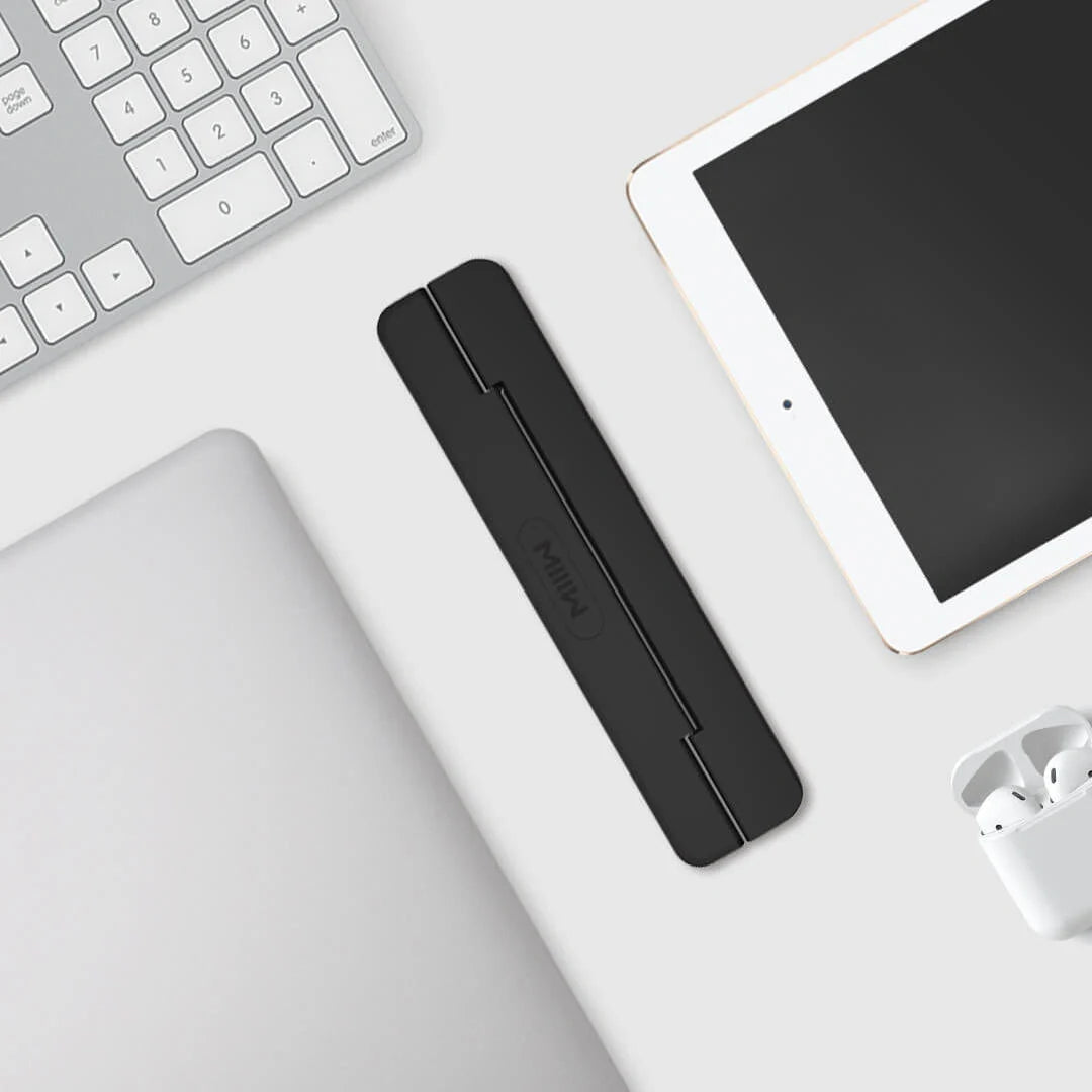Portable laptop stand with 8° tilt angle for ergonomic neck protection
