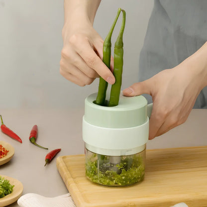 Wireless electric garlic masher with 18.5cm width and slicer combo attachment