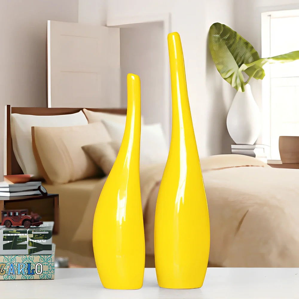 Nordic ceramic vase with inlay surface and gold plating in curved bottle shape measuring 25-35cm tall