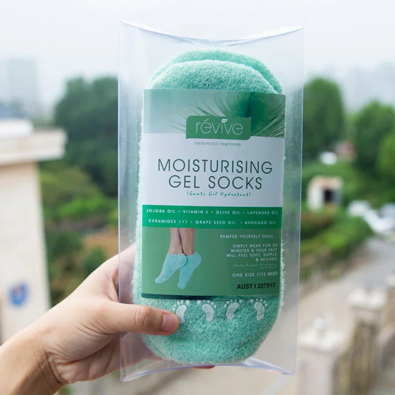 Premium moisturizing spa gloves and socks with vitamin E and essential oils to soften and rejuvenate dry, cracked skin on hands and feet