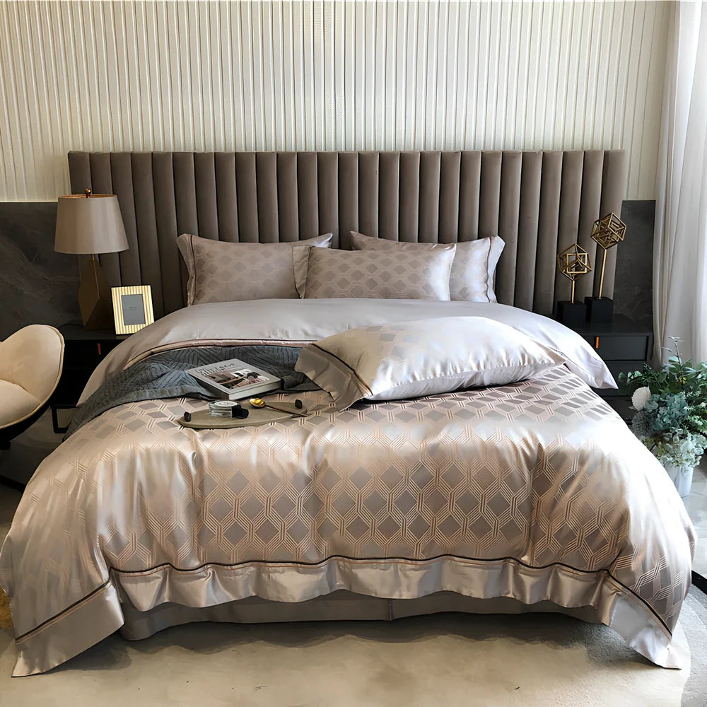 Pure cotton duvet cover set with geometric pattern in reactive dye colours for 1.8m bed