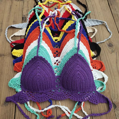 Boho crochet bra in various colors with backless design and chest pad
