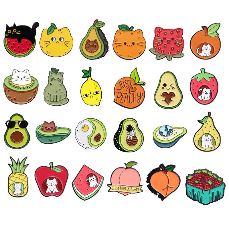 Zinc alloy cartoon fruit brooch in various colours, approximately 2-3 cm, for decorative use on jackets and bags
