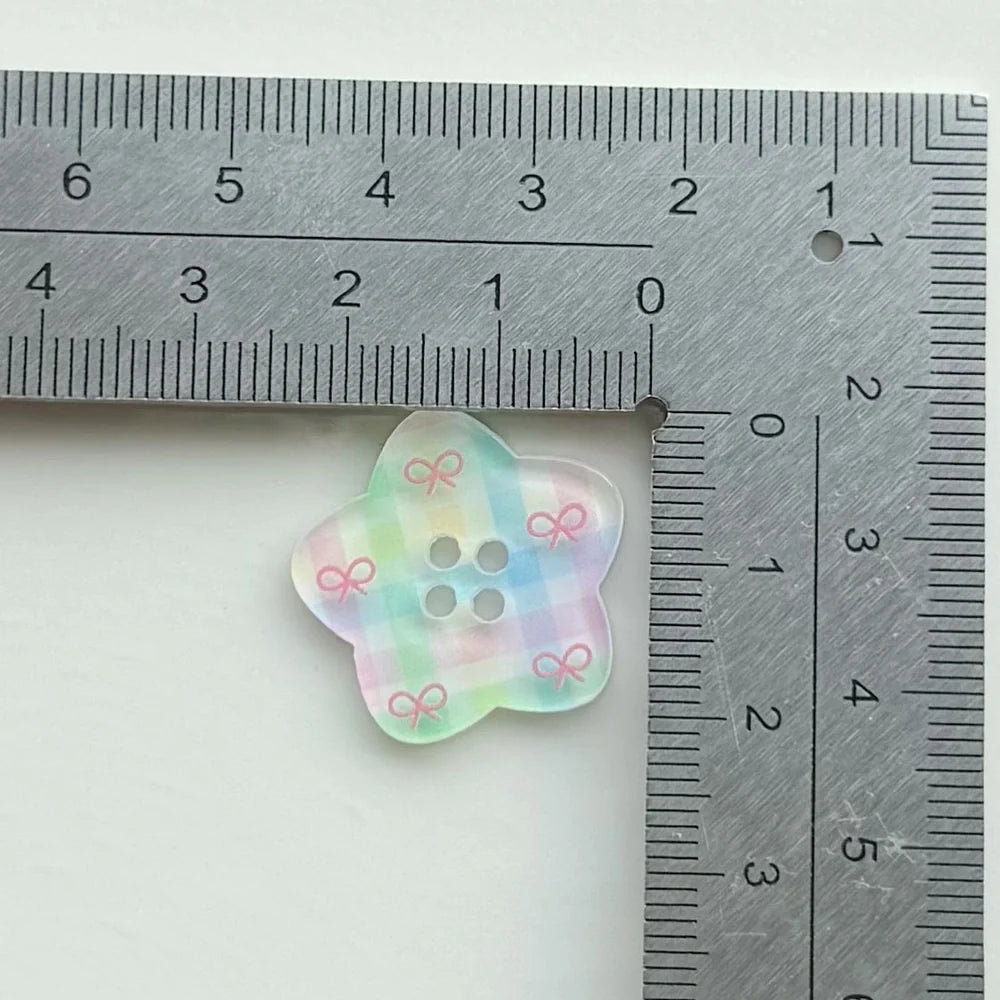 DIY acrylic button with cartoon plaid design measuring 2cm diameter for clothing customisation projects