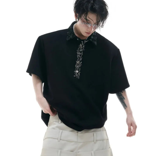 Men's black loose-fit polo shirt with embroidered and sequined square collar, short sleeves, solid colour