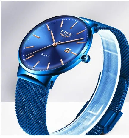 Men's stainless steel wristwatch with 40mm dial showing black, blue, or two-tone colour options