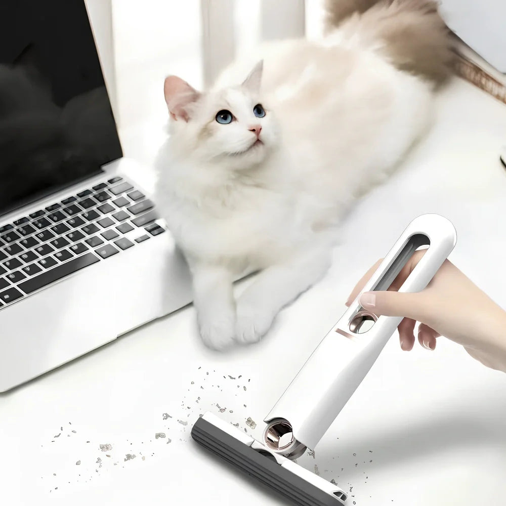 CN mini portable mop extended to 29.5cm with hand-free squeeze mechanism and hanging storage