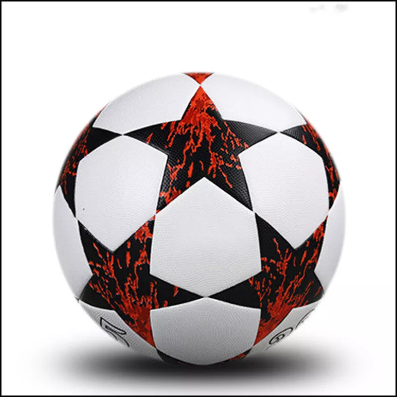 UEFA Champions League football in multi-color options, sizes quasi No. 4 and 5, with PU leather and butyl liner