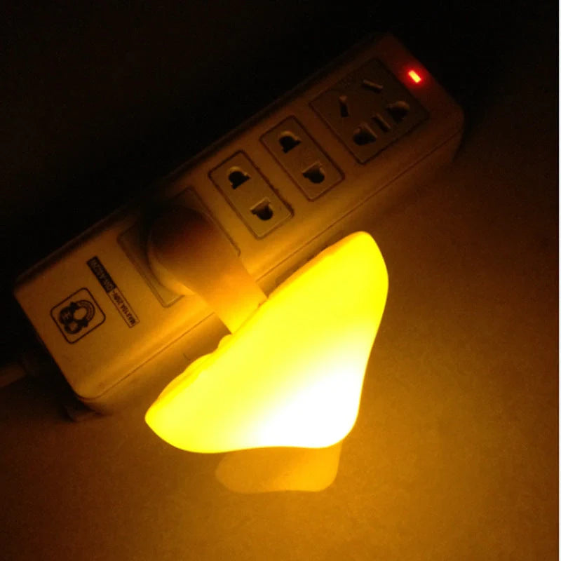 Mushroom-shaped LED night light with automatic sensor in various colors