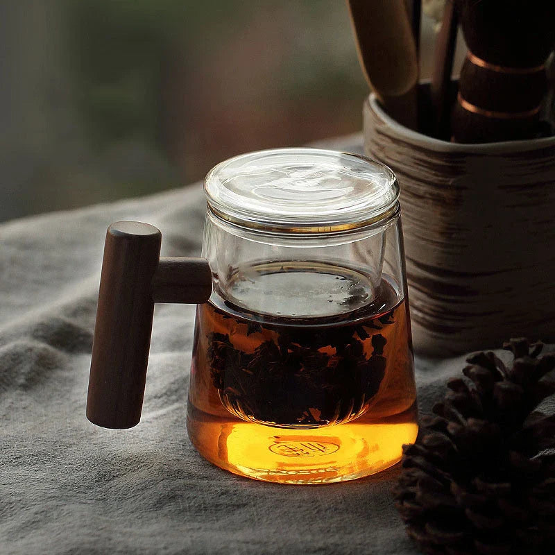 Hhomeenjoy High-Quality Glass Tea Infuser Cup with Wooden Handle