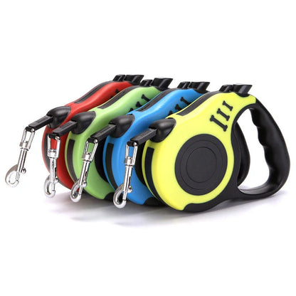Automatic telescopic pet traction rope in vibrant colors with one-handed braking system