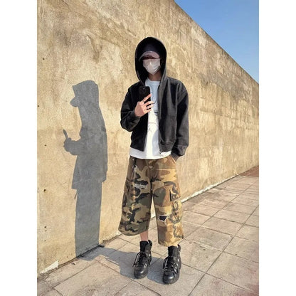 Men's camouflage cropped jeans with ripped details and straight leg fit in thin cotton fabric