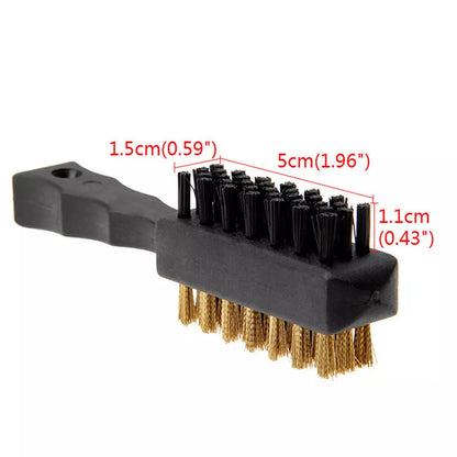 Double-sided golf club cleaning brush with nylon and steel wire sides