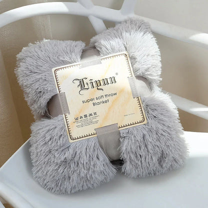 European style coral fleece blanket in various colors and sizes for cozy warmth and elegant decor