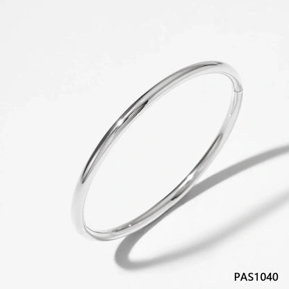 Elegant stainless steel electroplated women's bracelet with a simple design