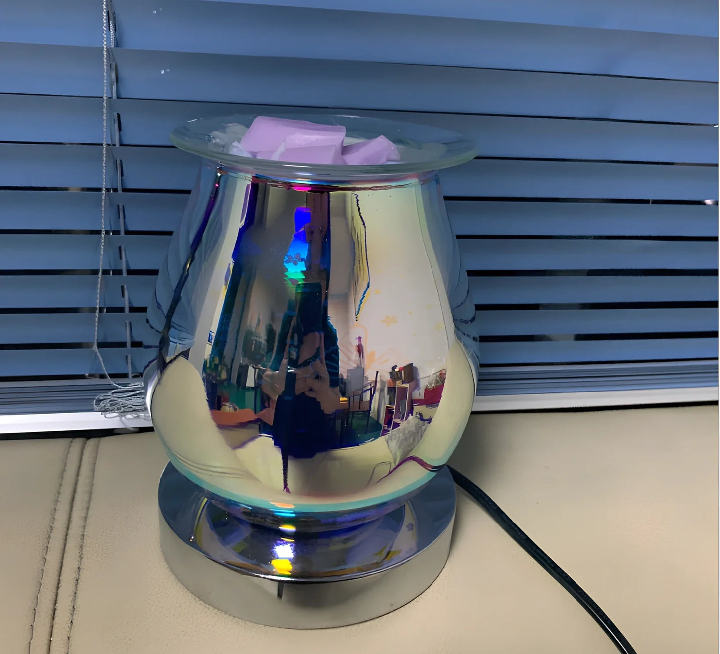 Glass aromatherapy lamp with firework-coloured surface projecting light patterns, touch sensor base, 15cm height