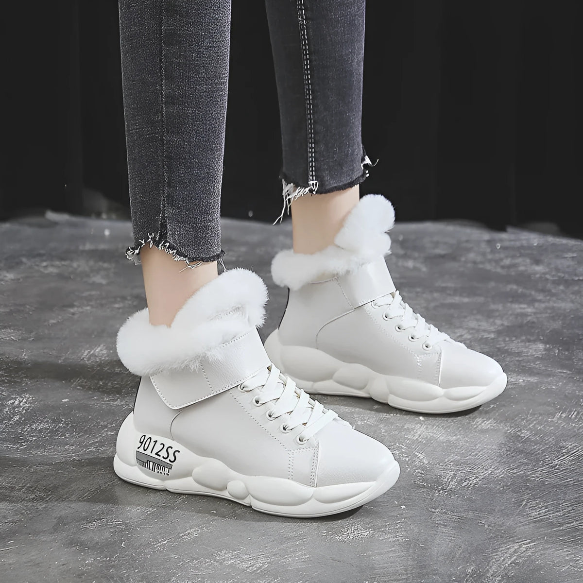White warm snow boots, high upper, recycled leather and sheepskin leather, polyurethane sole, sizes 35-40