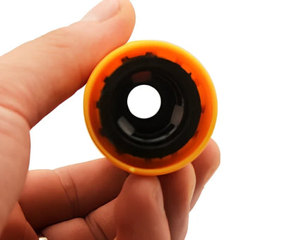 Green plastic household foam high pressure car wash water gun, 22x19x6cm size with adjustable nozzle for foam spraying