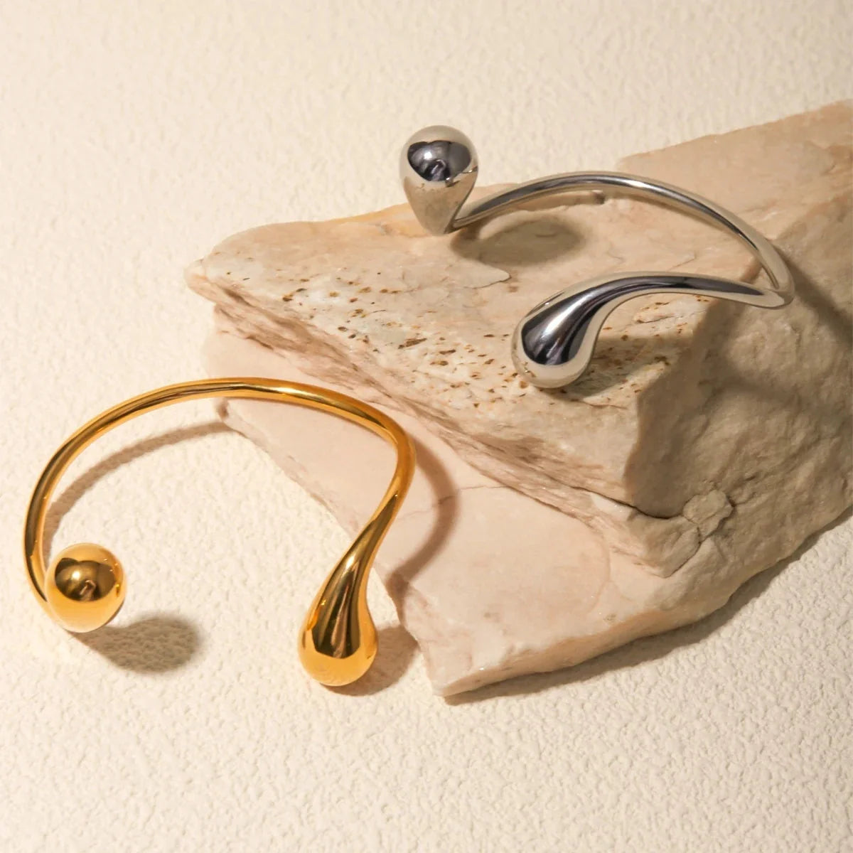 Minar Hip Hop Metallic Irregular Water Drop Twist Adjustable Bangles for Women