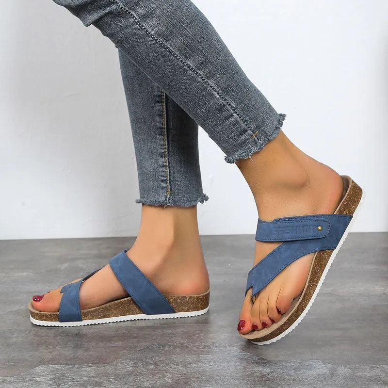 Flat toe ring thick-soled flip-flops in blue colour with foam sole and artificial PU upper