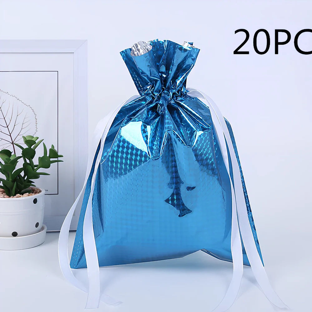 Christmas gift bag with drawstring closure in laser gold finish, 32x24cm dimensions